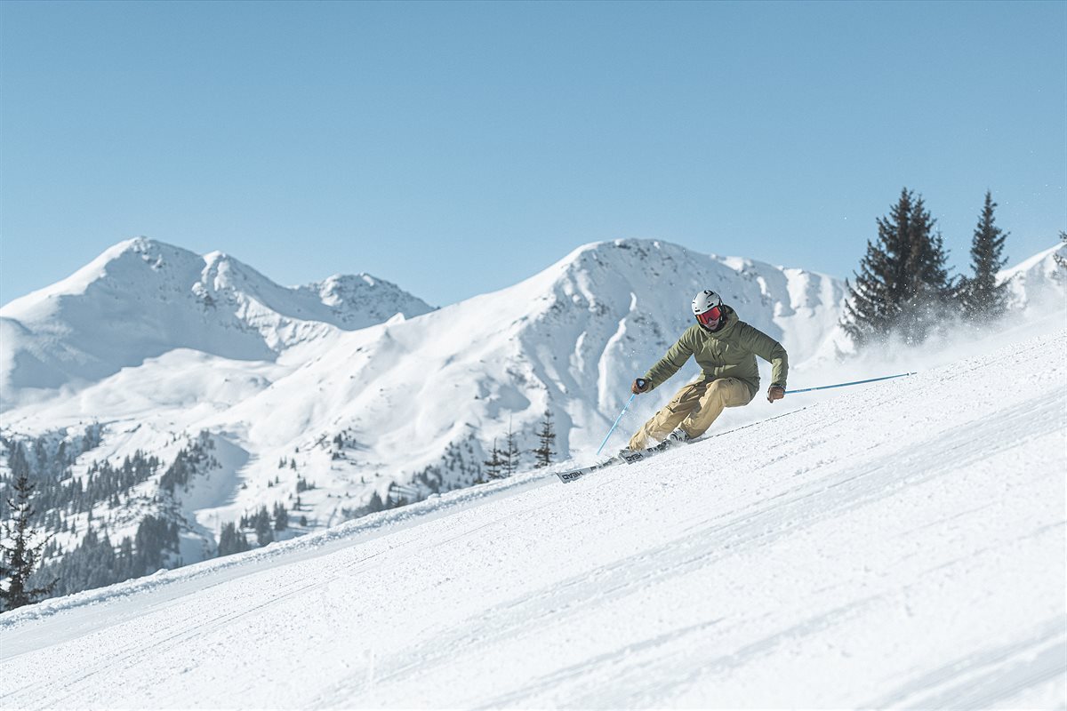 Ski_Alpin(c)saalbach.com- SebastianMarko.jpg